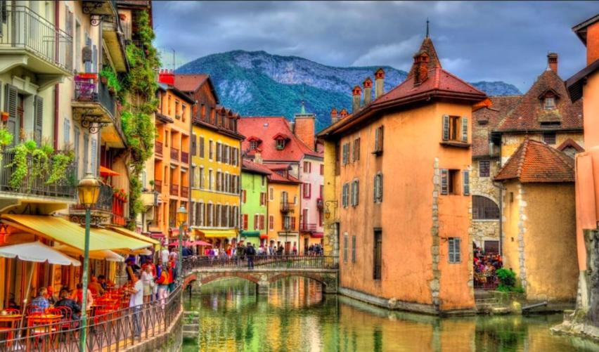 Spacious Modern 2 Bedroom Flat Great Location Old Town + Lake Annecy Exterior photo